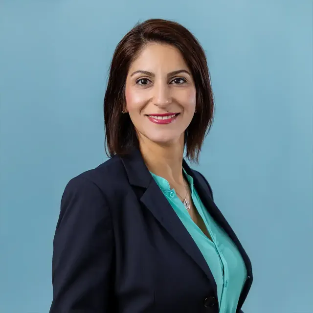Portrait photo of Mariam Kaynia