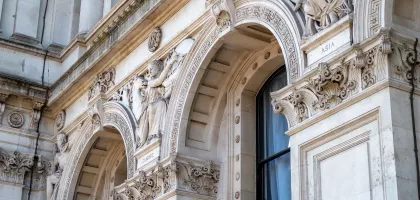 Photo of a civil govermental building
