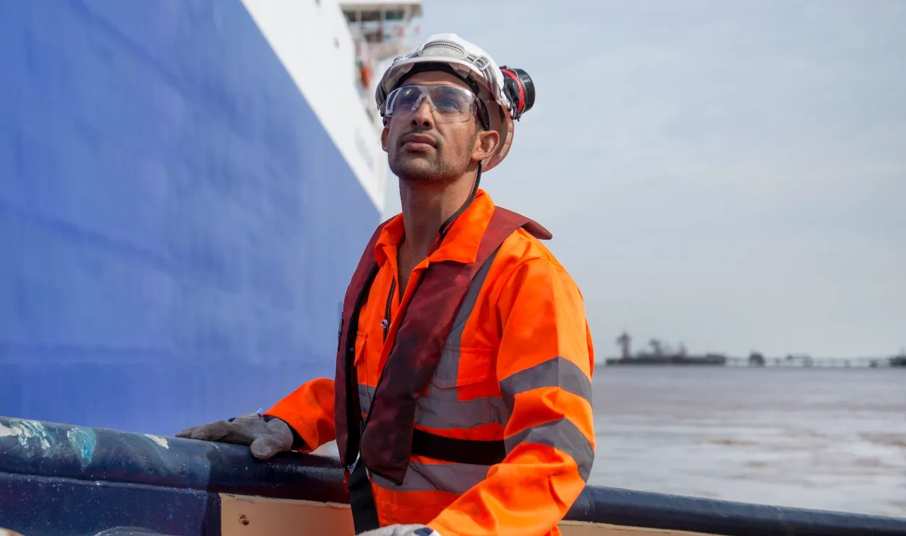 Image of a maritime worker on a boat